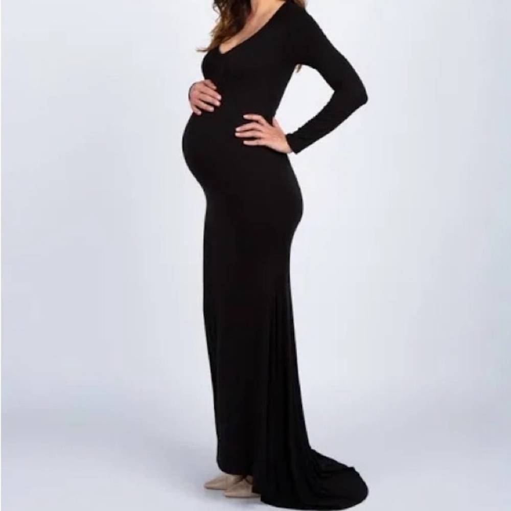 PinkBlush Black Long Sleeve Photoshoot Maternity Gown